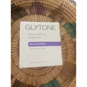 Glytone Rejuventaing Cream 10 1.7 oz  NIB